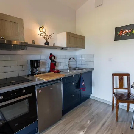 Elite بيت للعطل